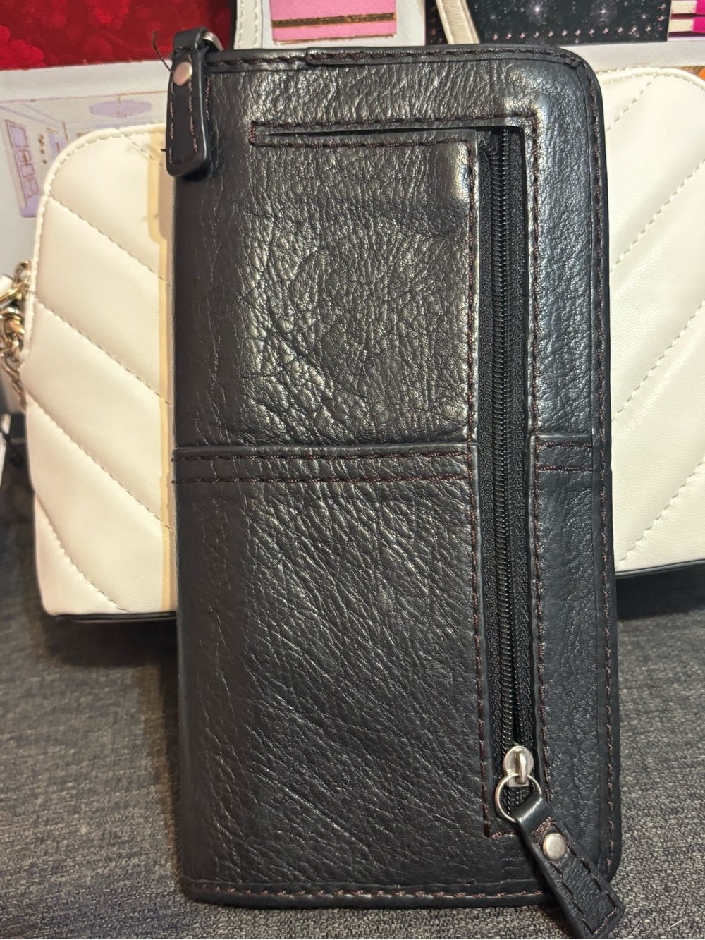 DKNY White Quilted bag and fossil wallet bundle - Picture 5 of 9
